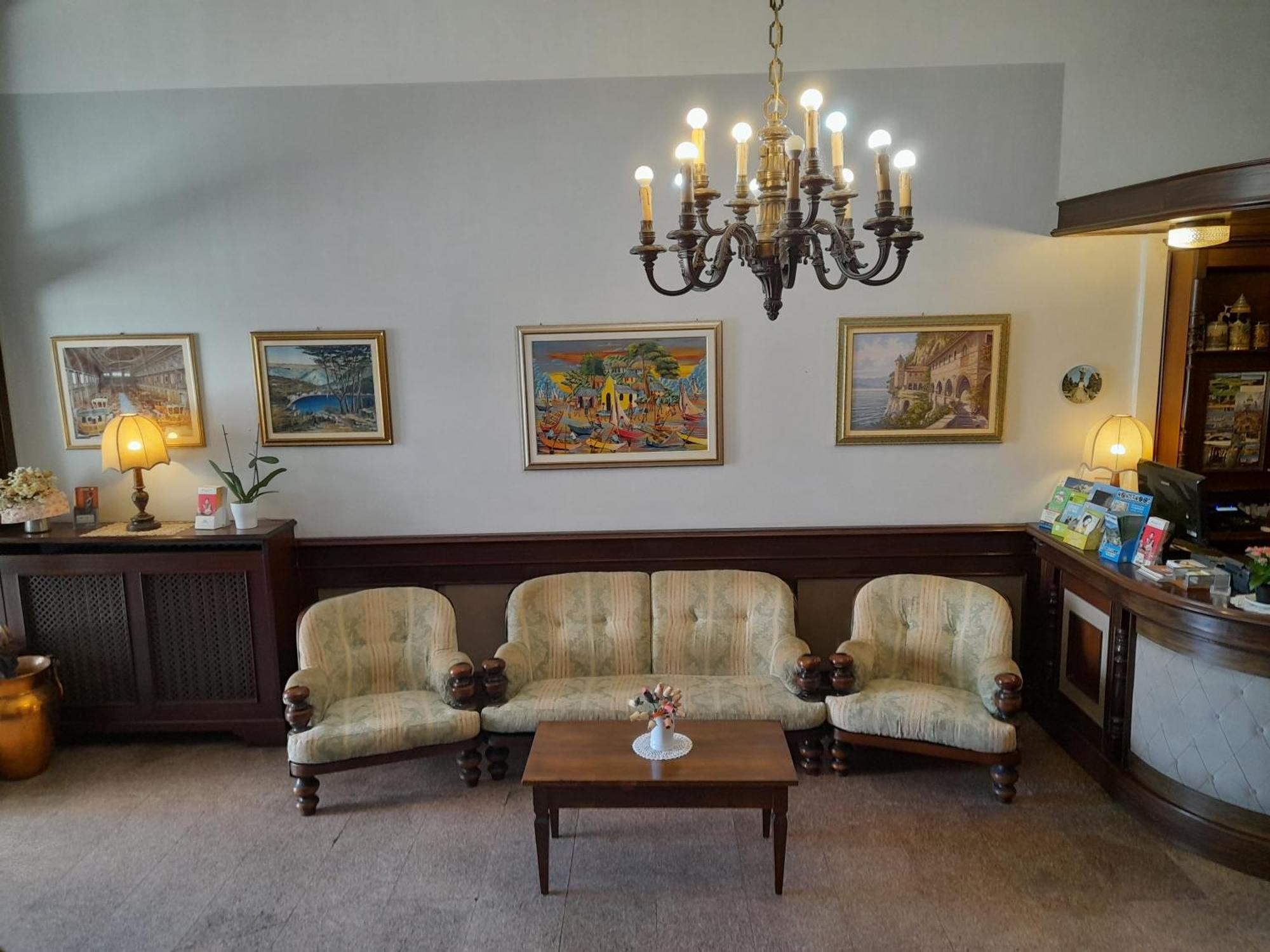 Hotel Florida Arona Εξωτερικό φωτογραφία