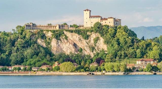 Hotel Florida Arona Εξωτερικό φωτογραφία
